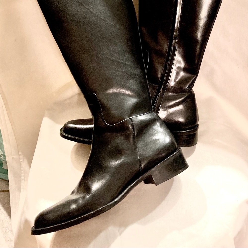 ANDRE ASSOUS BLACK LEATHER BOOTS